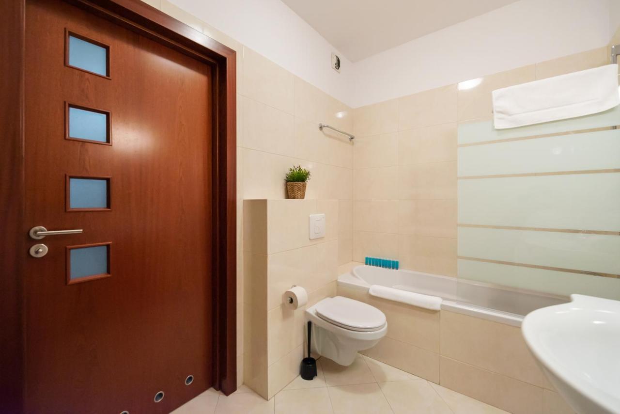 Wola Sunset Apartment Free Parking Βαρσοβία Εξωτερικό φωτογραφία