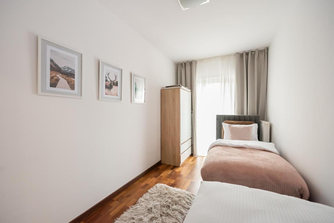 Wola Sunset Apartment Free Parking Βαρσοβία Εξωτερικό φωτογραφία